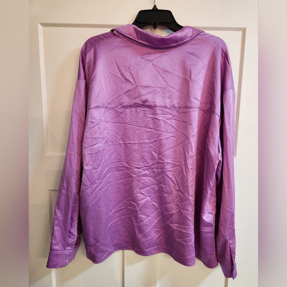 Love, Fire button up long sleeve blouse.  Size 2X. Nwt - Picture 2 of 2